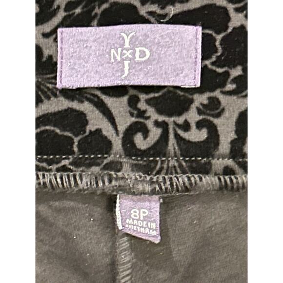 NYDJ Black Primrose Flocking Women's size 8P - Picture 6 of 7